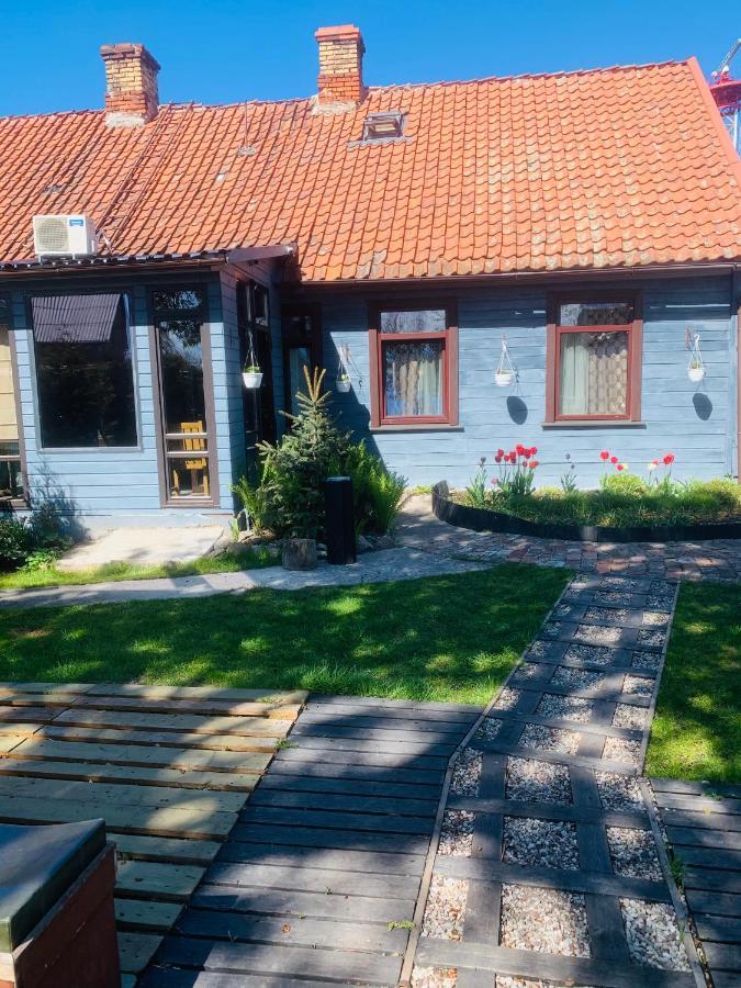Martin Guest House Ventspils Exterior photo