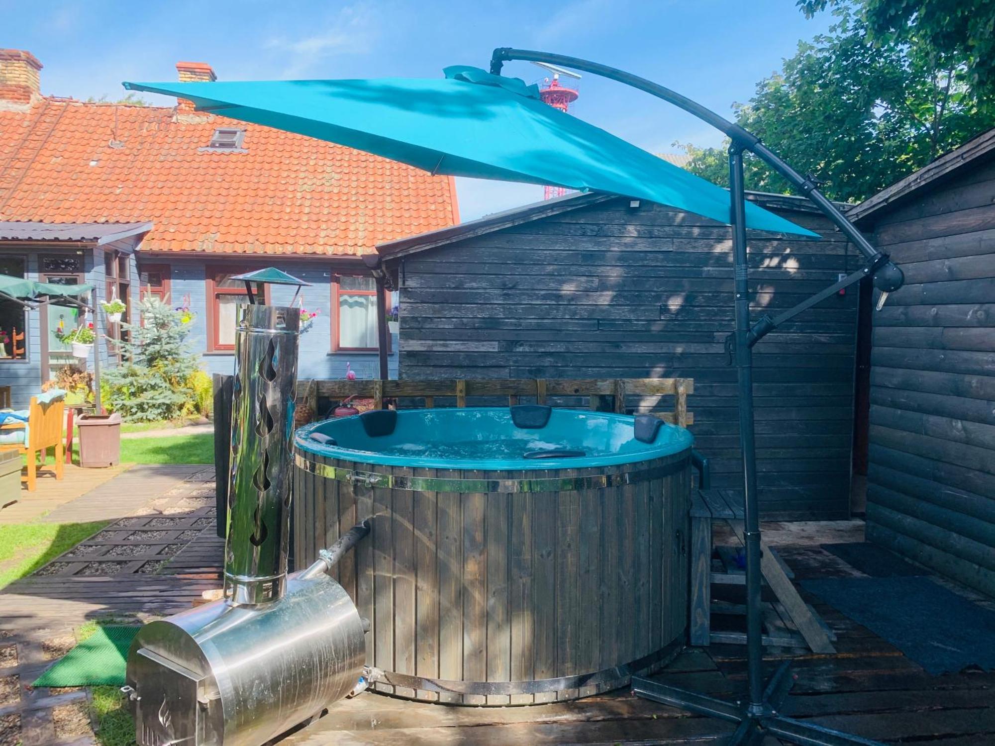 Martin Guest House Ventspils Exterior photo
