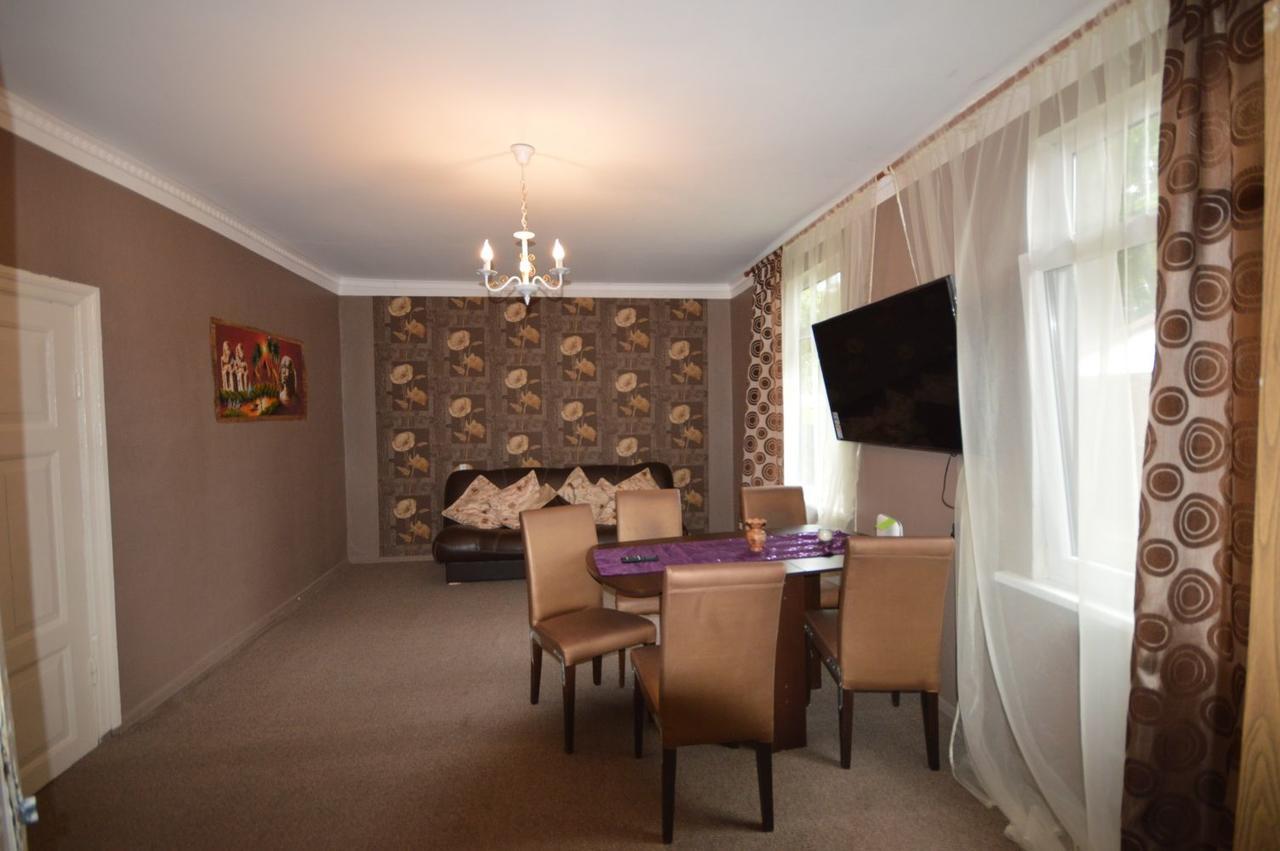 Martin Guest House Ventspils Exterior photo