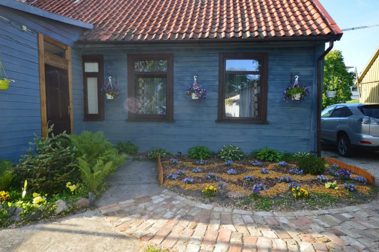 Martin Guest House Ventspils Exterior photo